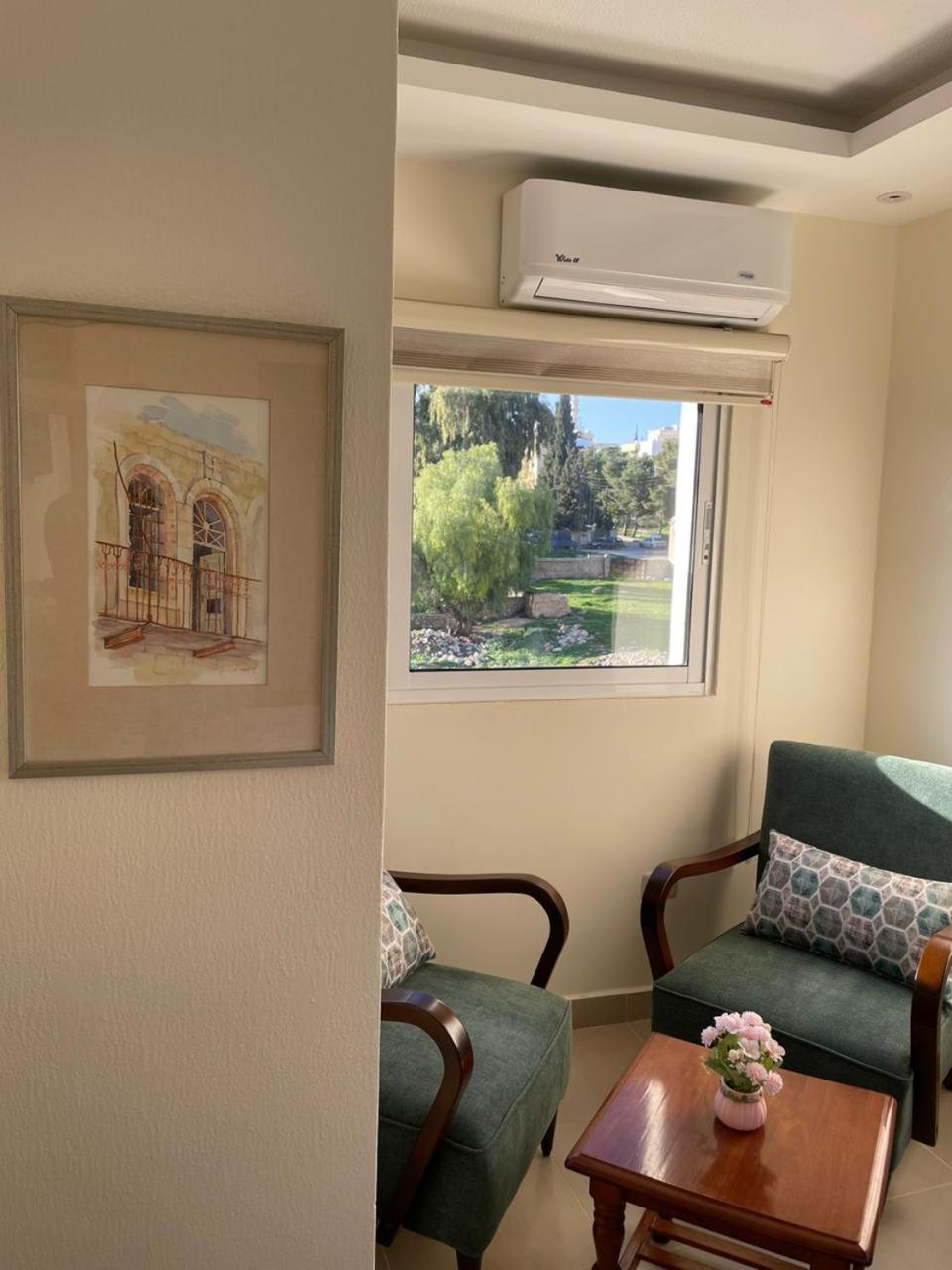 Classy Hostel Madaba Exterior photo