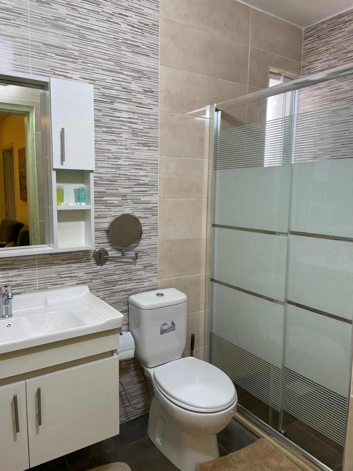 Classy Hostel Madaba Exterior photo